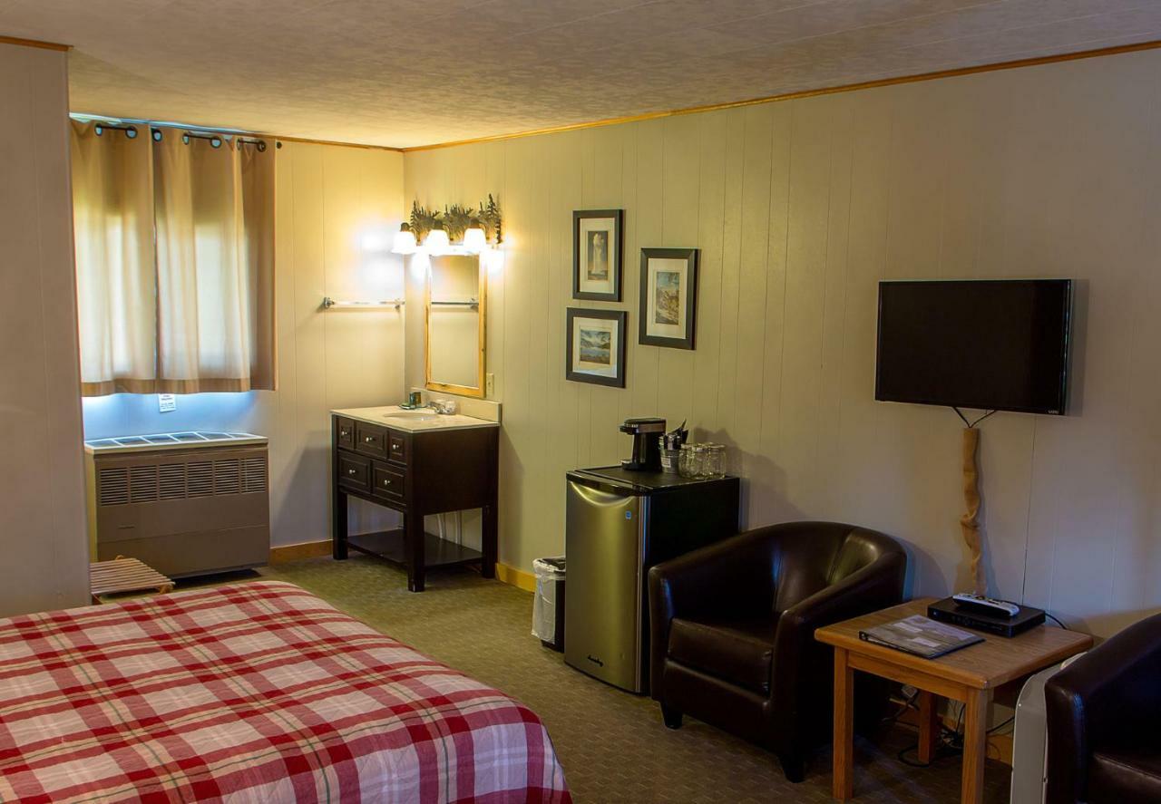 High Country Motel And Cabins คูกซิตี้ ภายนอก รูปภาพ